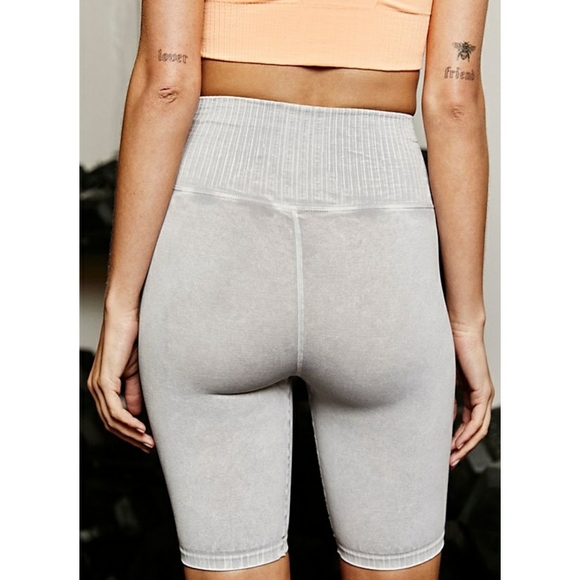 Free People Movement High Rise Bike Shorts M/L - Picture 2 of 3